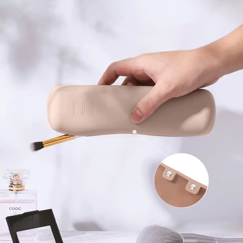  Bezox Portable Makeup Brush Organizer 